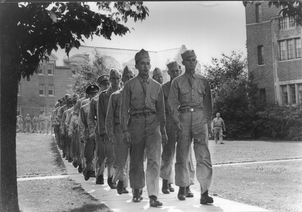 UCONN - 1943